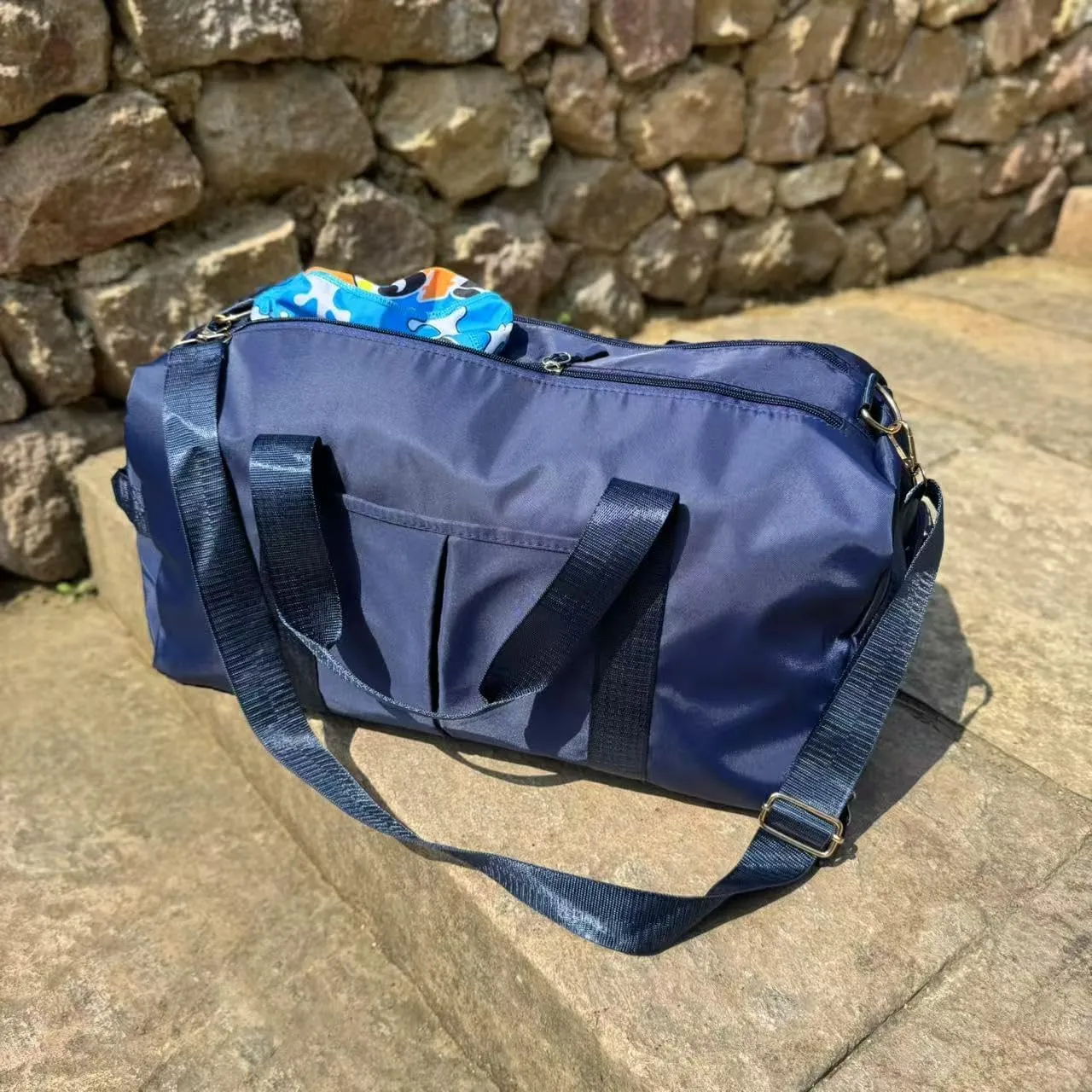 Augbunny Sports Gym Bag with Wet Pocket & Shoes Compartment, Waterproof Shoulder Weekender Bag for Women and Men Lightweight Travel Duffel Tote, Blue, Large