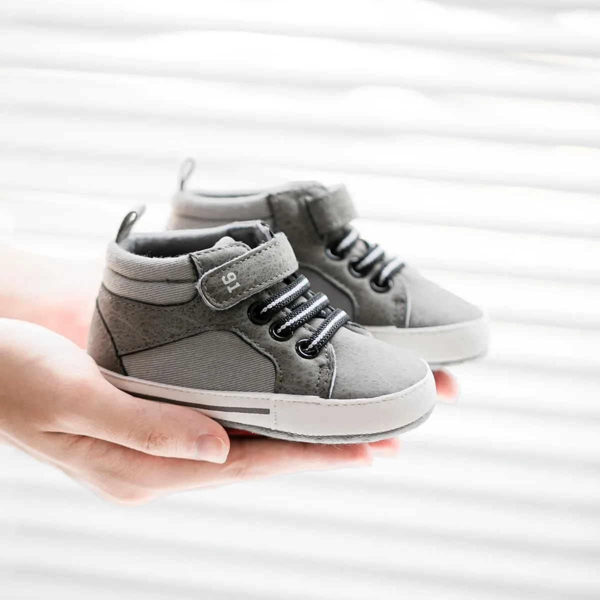 CENCIRILY Baby Boys Girls High Top Sneakers Soft Soles Anti Skid Infant Ankle Shoes Toddler Prewalker First Walking Crib Shoes