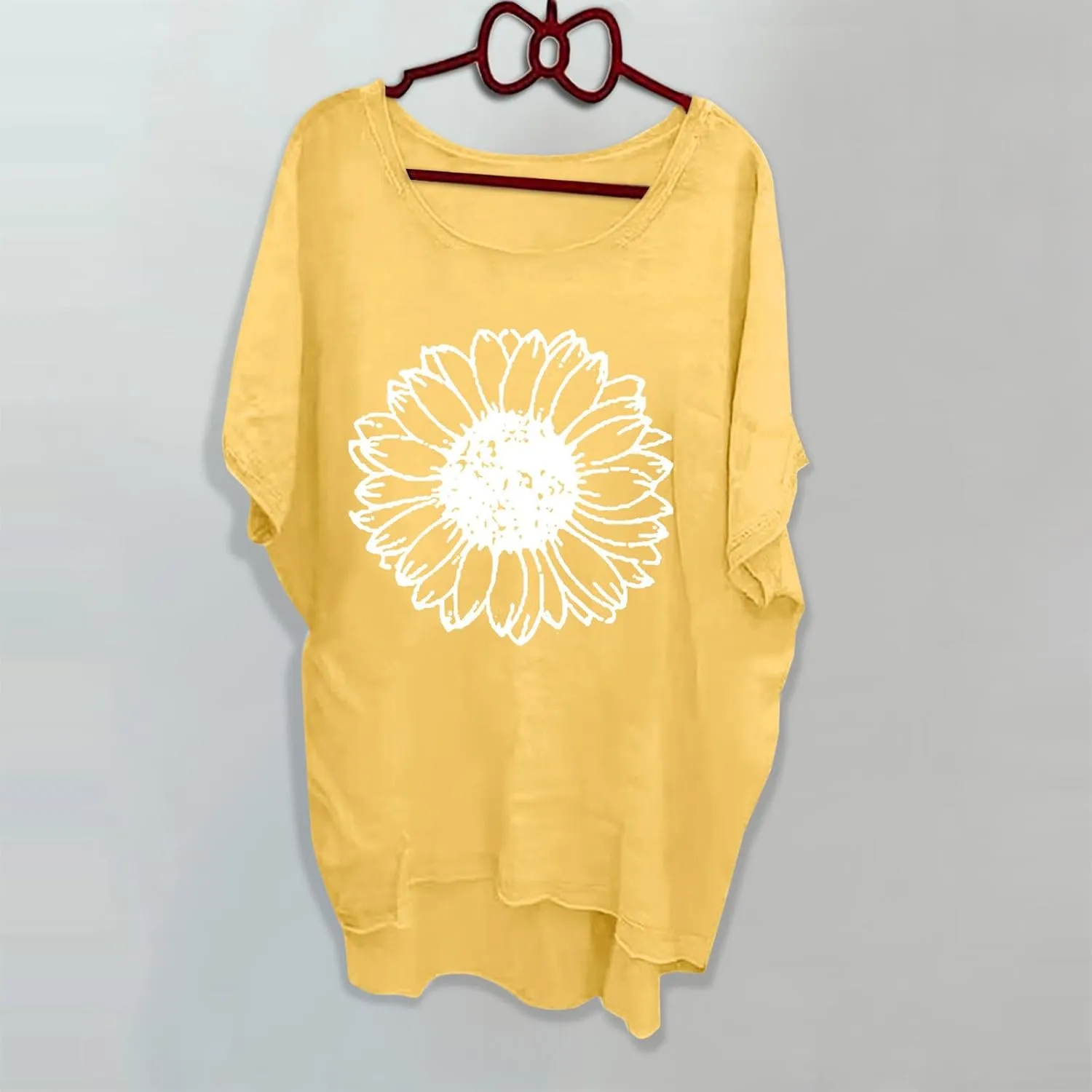 DDAPJ pyju Oversized Tshirts for Women Graphic Tees High Low Tops Loose Fit Short Sleeve Shirts Casual Summer Crewneck Blouse