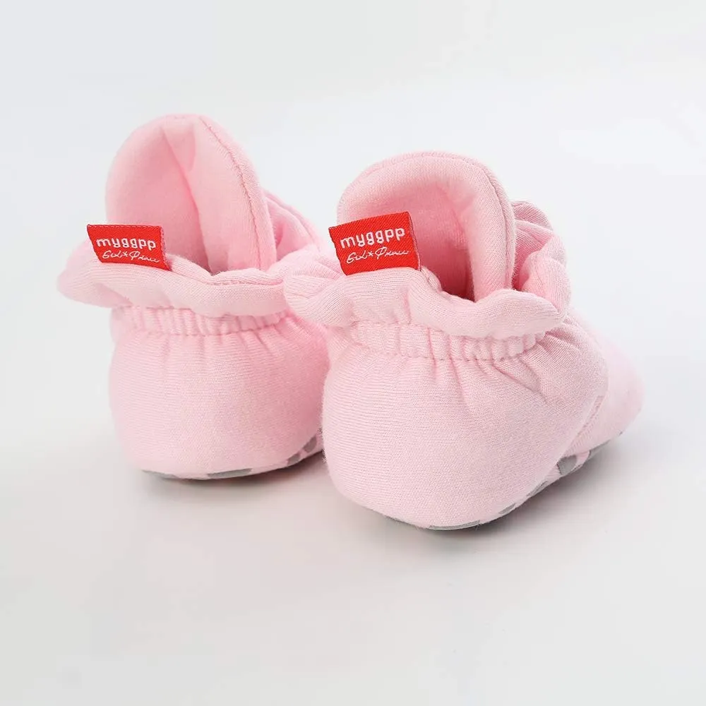 GDSDYM Baby Booties Cozy Fleece Slippers Soft Baby Shoes With Gripper Soles, Winter Warm Infant Newborn Crib Sock Shoes First Walkers